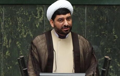 دفاع نماینده ملایر از عراقچی: رویکرد وزیر پیشنهادی برای آینده تعامل بین دیپلماسی و میدان است‌