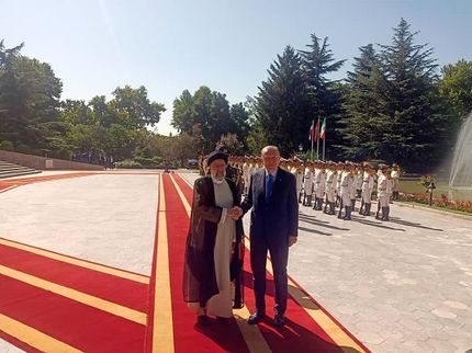 استقبال رسمی رئیس جمهور از اردوغان