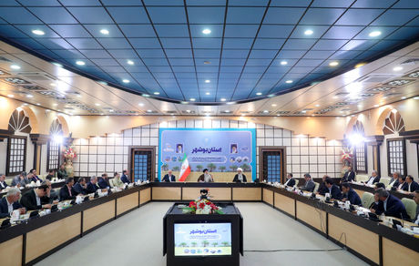 پیچیدگی‌های اداری و سازمانی از جمله نقاط تمرکز دشمن برای ایجاد یأس در تولیدکنندگان و کارآفرینان است