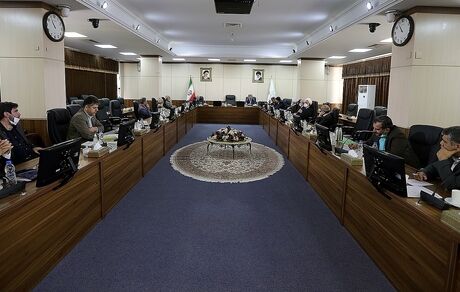 تاکید بر تسریع بازنگری سیاست‌های کلی اقتصادی در مجمع تشخیص