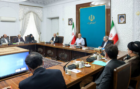 رئیس جمهور: اولویت نخست ما بهره‌مندی دانش‌آموزان نیازمند از امکانات آموزشی است
