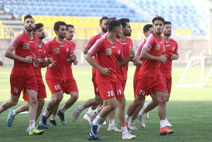 قرارداد مدافع پرسپولیس در استقلال ۱۵ برابر شد