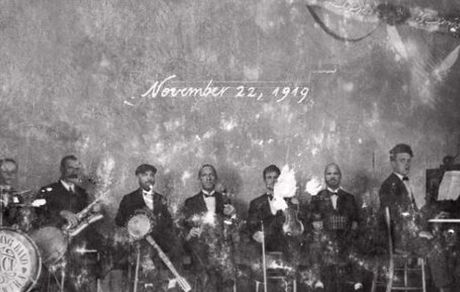 شعر سعدی روی پوستر محبوب‌ترین گروه موسیقی انگلیسی قرن ۲۱ 