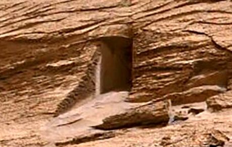 ماجرای "ورودی بیگانگان" در مریخ چه بود؟