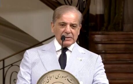 نخست وزیر پاکستان: مذاکرات ایران و آمریکا فردا آغاز می‌شود