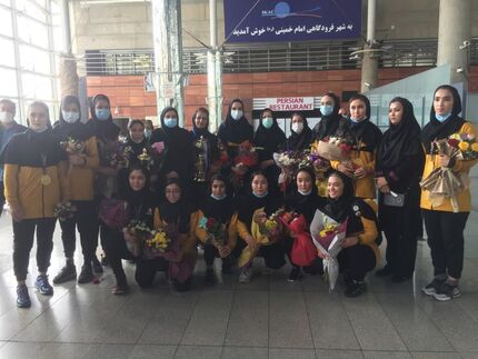 ورود قهرمان لیگ والیبال بانوان افغانستان به ایران