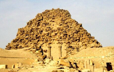 حل معمای ۲۰۰ ساله هرم باستانی مصر 