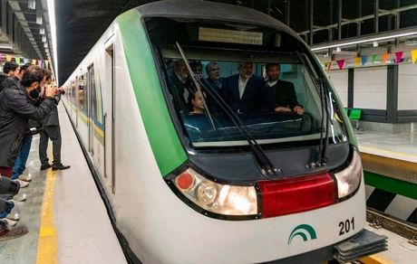 دولت مجوز خرید ۱۱ رام قطار شهری را صادر کرد