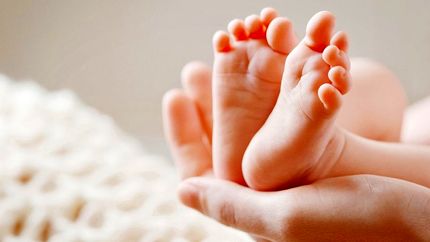 سزارین نابهنگام، نقض حقوق بنیادین کودک