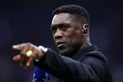 اسطوره فوتبال هلند، مشاور ورزشی مدیرعامل یا باشگاه استقلال شد
