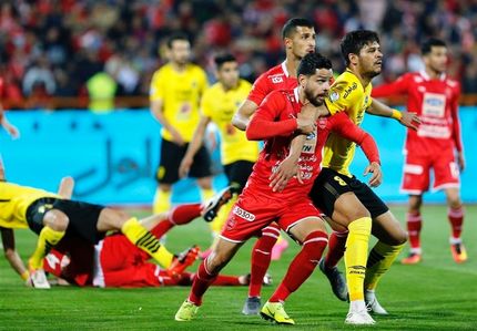 بازی پرسپولیس و سپاهان به تعویق افتاد