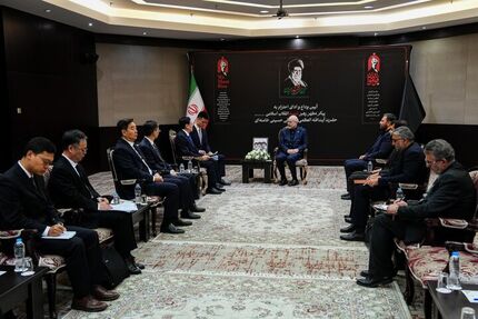 معاون کنگره خلق چین با قالیباف دیدار کرد