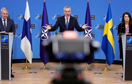 مذاکره فنلاند و سوئد با ترکیه برای عضویت در ناتو