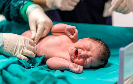 تسهیلات بیمه سلامت برای زوجین نابارور / نحوه دریافت هزینه‌های پرداختی از جیب بیماران