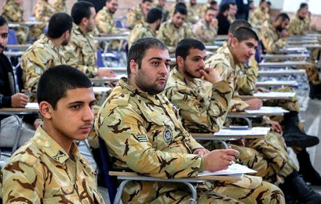 مرحله اول افزایش حقوق سربازان اجرایی شد/ احتمال اجرای مرحله دوم در سال ۱۴۰۰