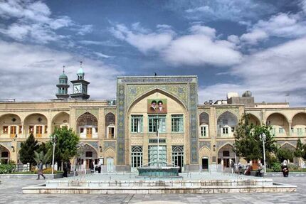 گرمای هوا و بحران برق، واحدهای حوزوی قم را تعطیل کرد