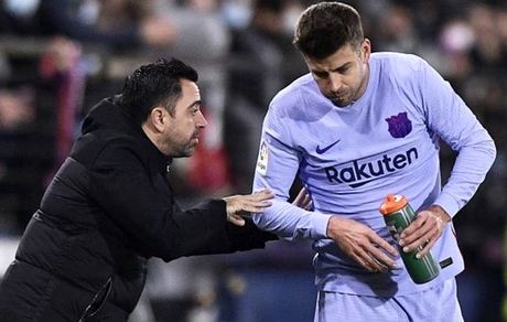  تکذیب شایعه خداحافظی مدافع بارسلونا از دنیای فوتبال