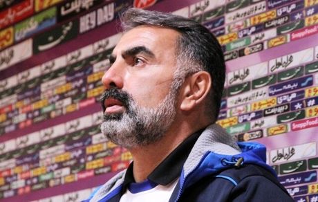 فکری: استقلال حاشیه‌های زیادی دارد