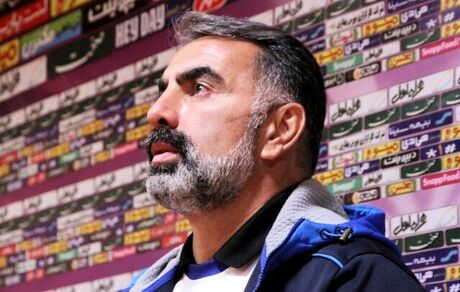 فکری: استقلال حاشیه‌های زیادی دارد