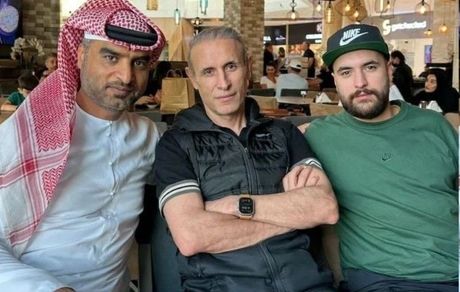 سرمربی سابق پرسپولیس و پسرش در دبی دیده شدند / پای مهاجرت در میان است؟