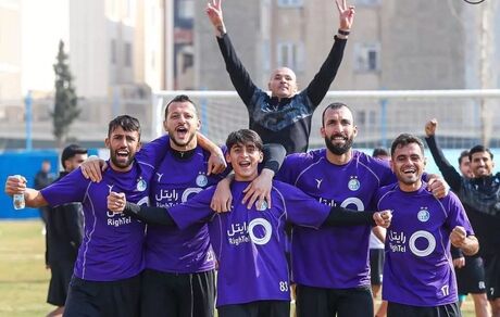 کارت بازی بازیکنان جدید استقلال صادر شد