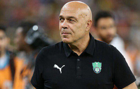 حکم اخراج سرمربی حریف استقلال امضا شد