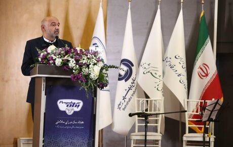 ارائه کالابرگ برای ۷۰ درصد جامعه / عیدی بازنشستگان پرداخت خواهدشد