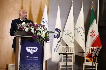 ارائه کالابرگ برای ۷۰ درصد جامعه / عیدی بازنشستگان پرداخت خواهدشد