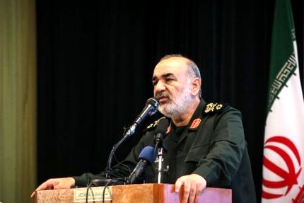 سردار سلامی: دشمن می‌داند که ناوهای هواپیمابرش دیگر در هیچ جای دنیا امنیت ندارد