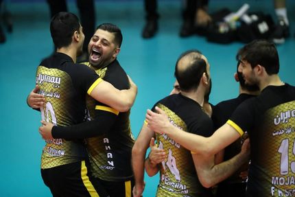 سپاهان اصفهان اولین تیم راه‌یافته به مرحله نیمه نهایی والیبال