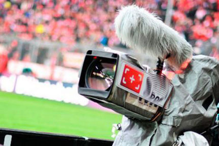 حق پخش از انحصار صداوسیما خارج می‌شود/ تقسیم درآمدها با ورزش