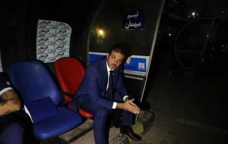 از رفتن برق ورزشگاه انقلاب تا دو دستگی بین هواداران استقلال