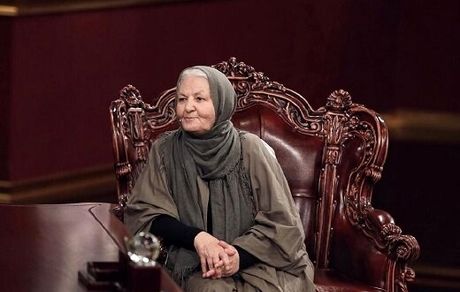 بازیگر اخراجی‌ها، مهمان امشبِ «دورهمی» است