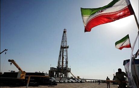 توسعه مشترک میادین نفتی با همسایگان/ آغاز سوآپ فراورده‌های نفتی روسیه