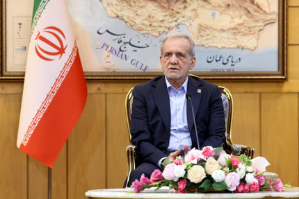 رئیس جمهور: سفر به قزاقستان و ترکمنستان، مثبت و سازنده بود