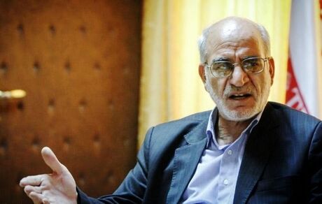 مقیمی: در مورد کرونا بگذارند رئیس‌جمهور کار خود را بکند، بحران به وجود نمی‌آید