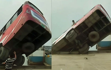 حداقل ۱۸ کشته در سقوط اتوبوسی به رودخانه در بنگلادش