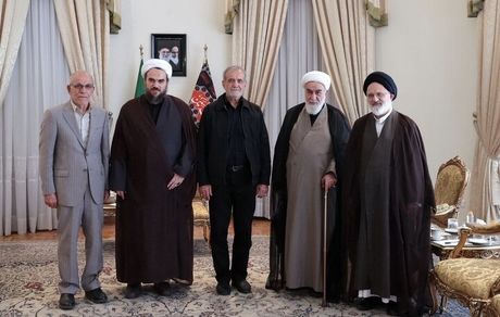 دیدار رئیس و قائم مقام دفتر مقام معظم رهبری با رئیس جمهور منتخب