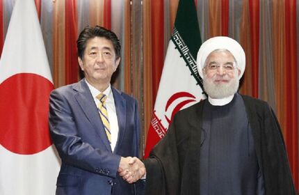 آبه: در سفر روحانی برای کاهش تنش‌ها تلاش خواهیم کرد