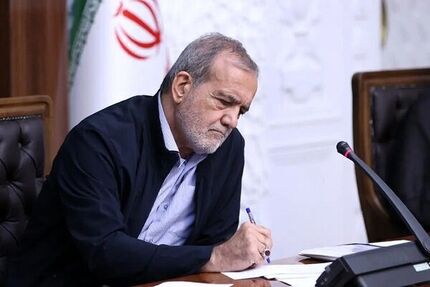 رئیس جمهور:  به ملت بزرگ ایران و رهبری عزیز اطمینان می‌دهیم در کمال وحدت و عزت کشور باشیم