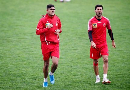  باشگاه پرسپولیس: هنوز با جونیور به توافق نرسیده‌ایم 