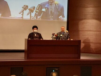 حسن خمینی: باید بدون تعجیل، تصمیمات شجاعانه گرفت/ گول دستکش مخملی آمریکا را نمی خوریم