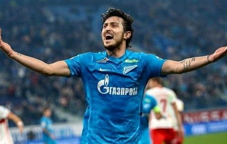 سردار آزمون از زنیت نمی‌رود