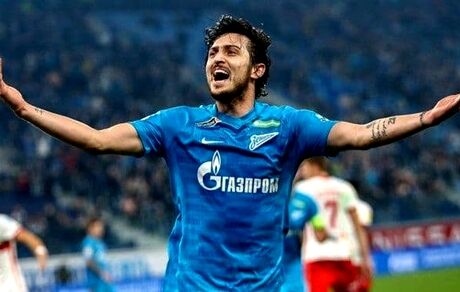 سردار آزمون از زنیت نمی‌رود