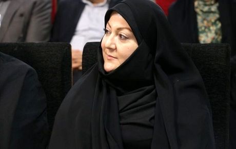 معرفی نخستین فرماندار زن در استان کردستان