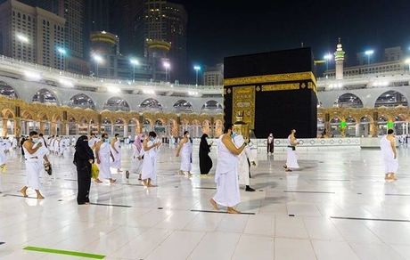 عربستان با حضور عمره‌گزاران خارجی موافقت کرد