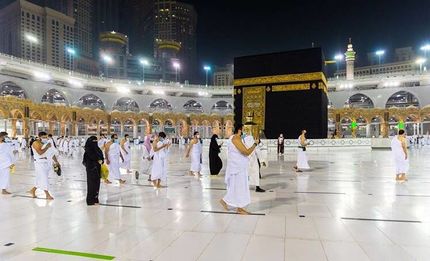 عربستان با حضور عمره‌گزاران خارجی موافقت کرد