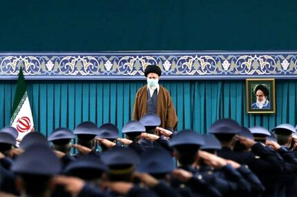 رهبر انقلاب: دُز سوم واکسن کرونا را تزریق کرده‌ام