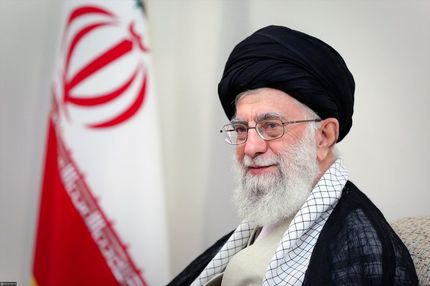 دلهای ما در صحنه مبارزات شما حاضر است؛ پیروزی‌های نهایی را خواهید دید