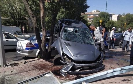 تصادف سه خودروی داخلی، ۱۴ کشته و مصدوم داشت